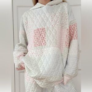 Floral Patchwork Sweatshirt - Cream and Pink